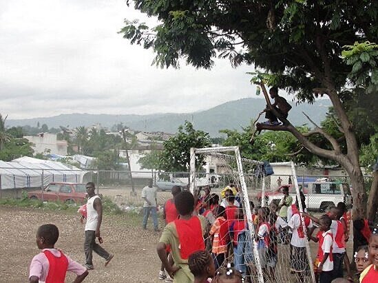 Do disasters and relationships mix? Paying a personal price for your work